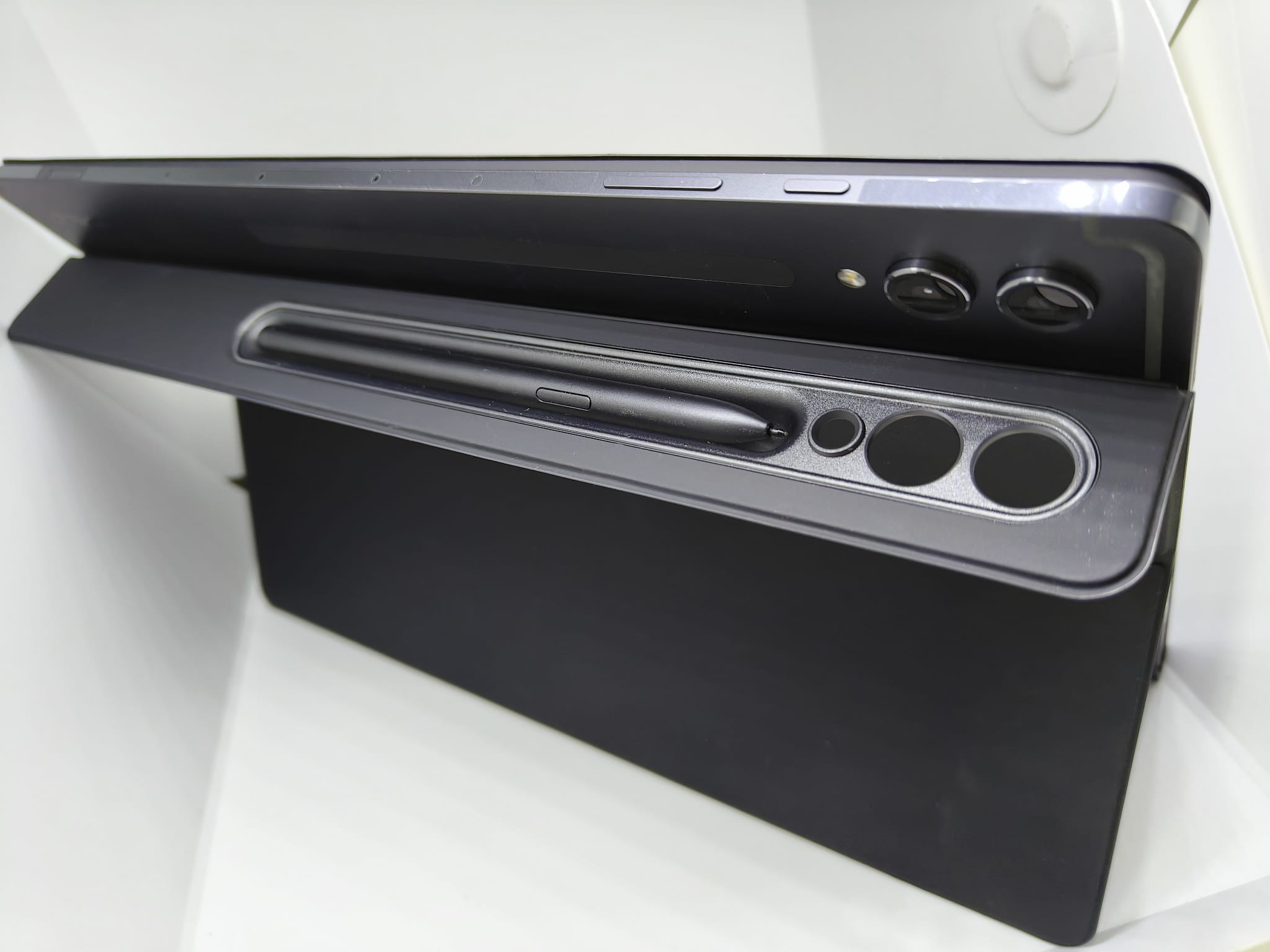 Samsung Galaxy Tab Book Cover Tastatur mit Touchpad für Samsung Galaxy Tab S9Ultra/S10 Ultra 14,6'' QWERTZ